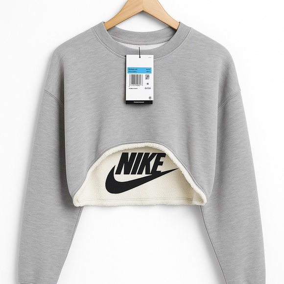 Nike Women’s Cropped Fleece Sweatshirt Gray Medium NWOT - Picture 3 of 3